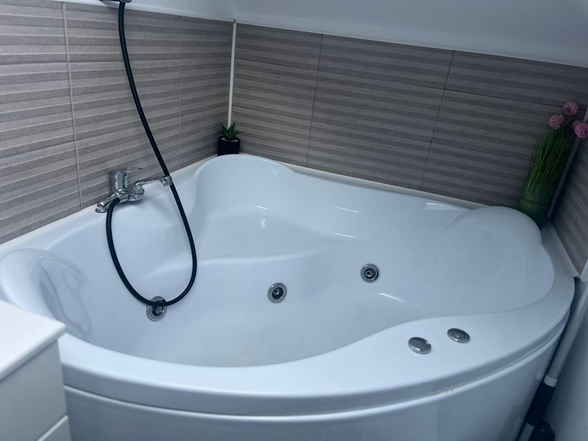 Apartament Mansarda Venus Ramnicu Valcea Luaran gambar